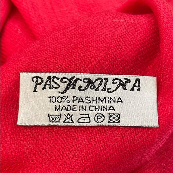 Vibrant Red Women’s Wrap - Picture 3 of 3